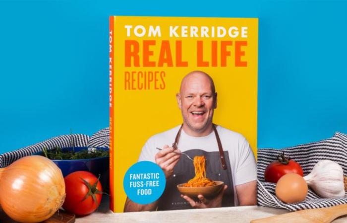 Delia's Win 1 / 5签名的新书Real Life Recipes by Tom Kerridge比赛的照片金沙城彩票