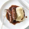 Delia's Bangers with Caramelised Red Onions and Mustard Mash食谱的图片