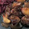 Delia's猪肉在苹果醋酱食谱的图片