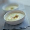 Delia's汤汁弗拉芒德与鲜奶油和卷芽食谱的图片