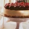 Delia's Ricotta樱桃芝士蛋糕与新鲜和干樱桃酱食谱的图片