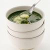 Delia's菠菜汤与Fontina食谱的图片