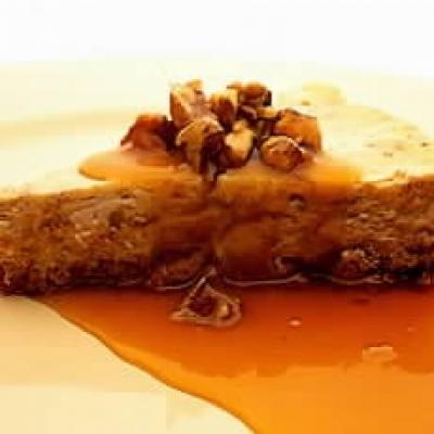 Delia's枫木胡桃芝士蛋糕食谱的图片