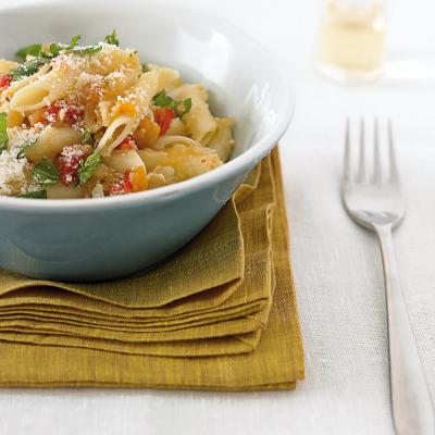 图片来自Delia's How to cook perfect pasta How to cook guide