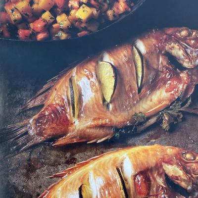 Delia's烤箱烤罗非鱼芒果和木瓜萨尔萨食谱的图片