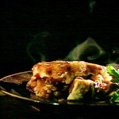Delia's素食穆萨卡与乳清干酪配料食谱的图片